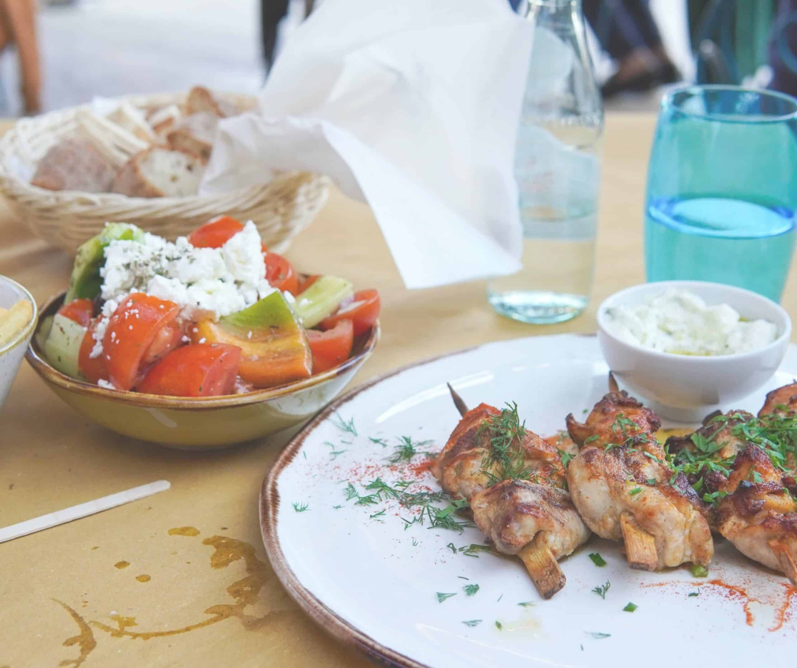 Manakis Greek Tavern